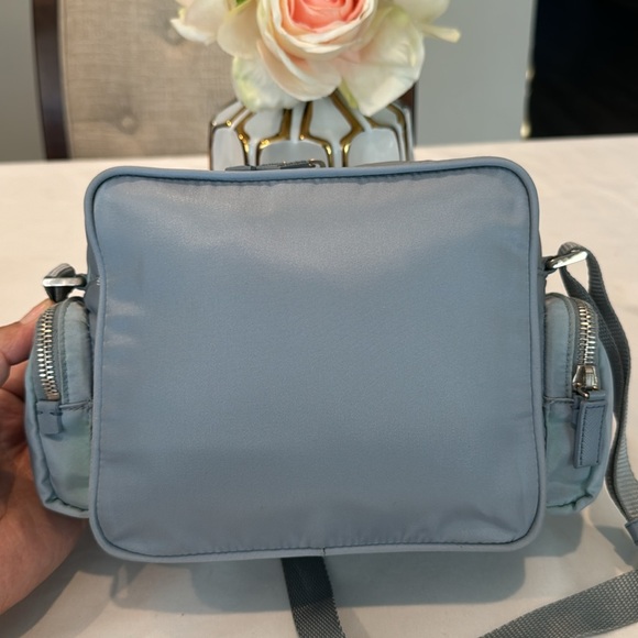 Authentic Prada crossbody camera bag - Picture 4 of 16